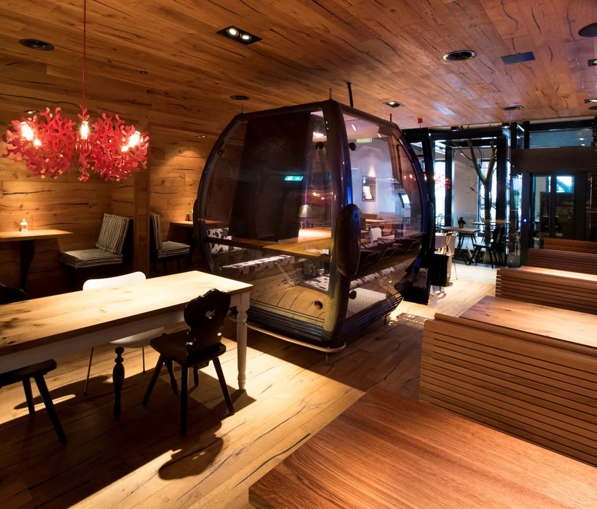 Interior view of the Kuuhl restaurant in Basel