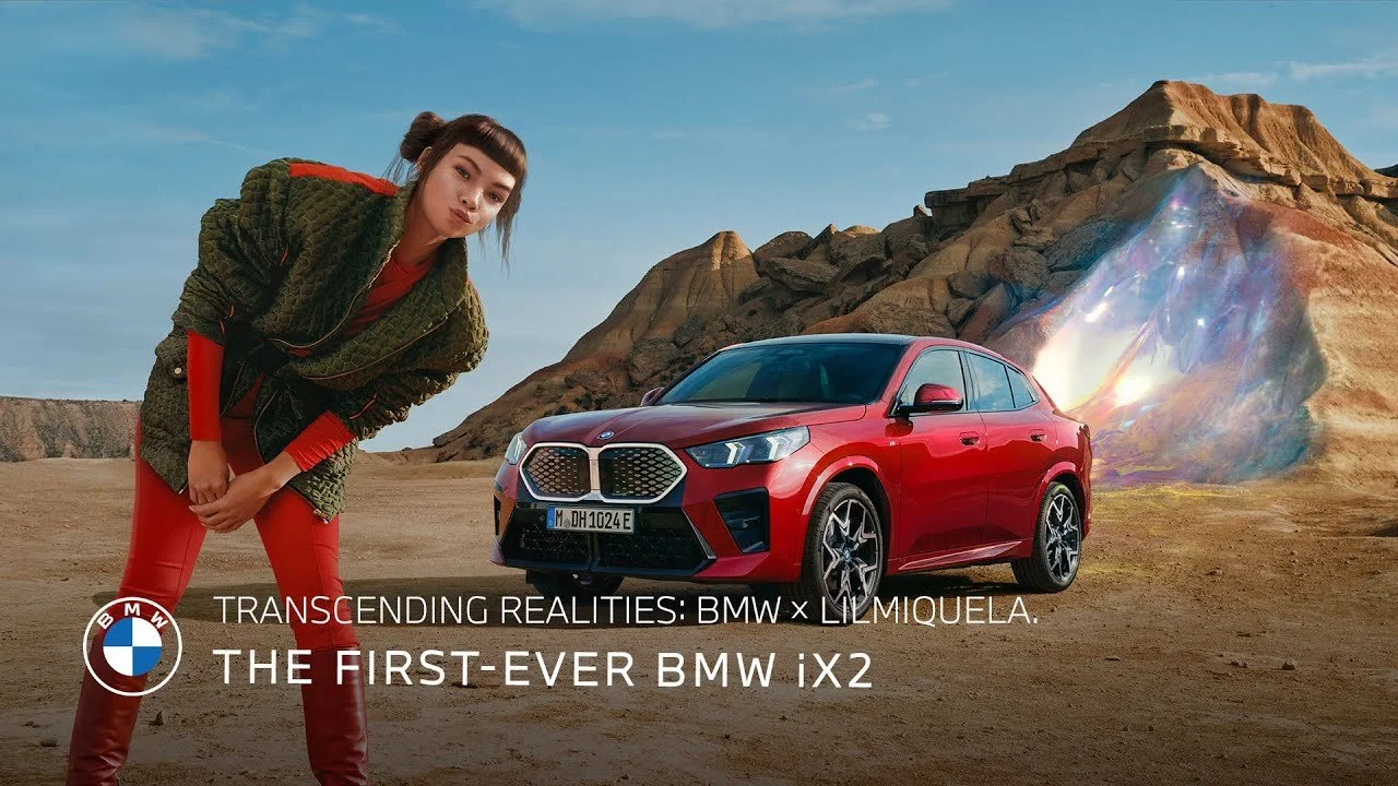Lil Miquela, influenceuse virtuelle, dans une campagne pour la BMW iX2